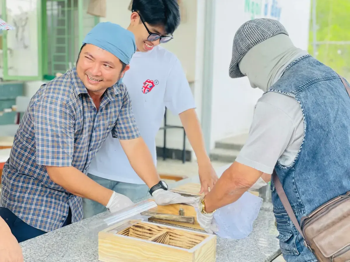 Điều mà người bán ong dú ít nói… nhưng người nuôi lâu đều hiểu